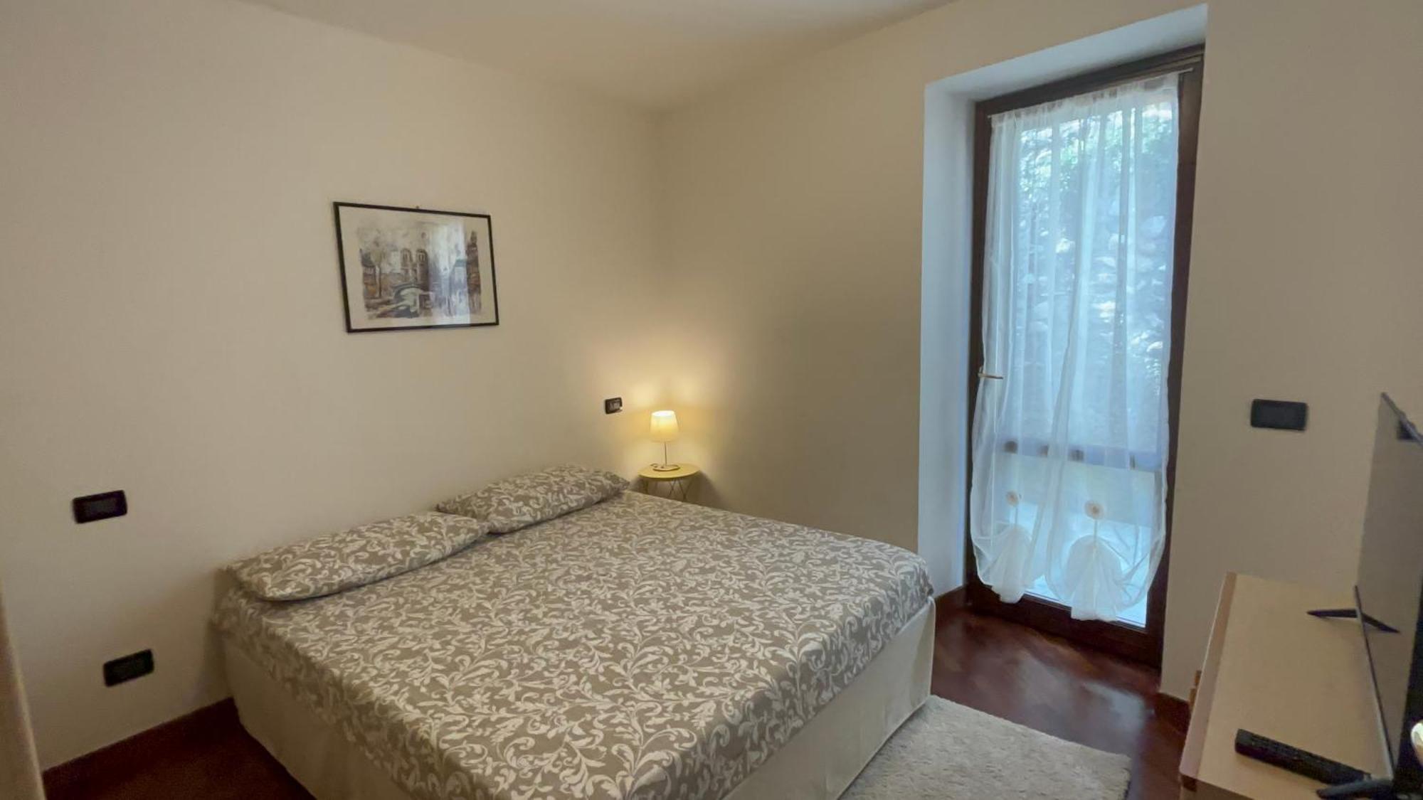 Moniga del Garda Incantevole Appartamento מראה חיצוני תמונה